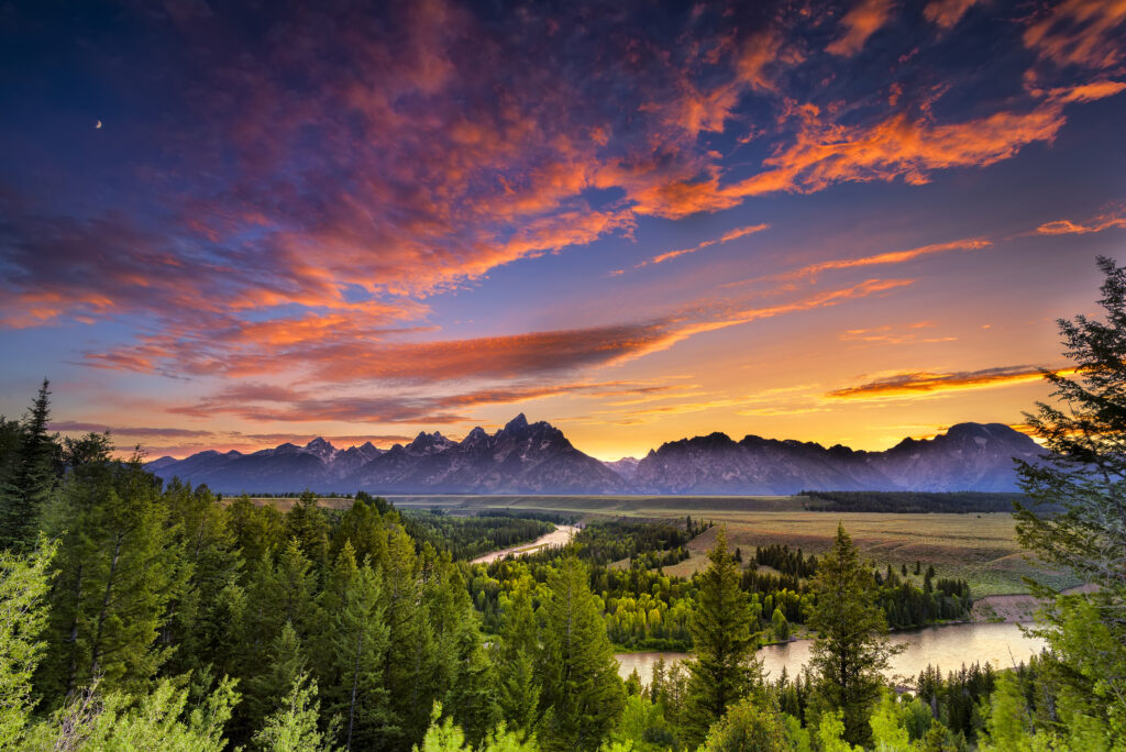 Colorful sunset at Snake River Overlook in Grand Teton National Park, WY